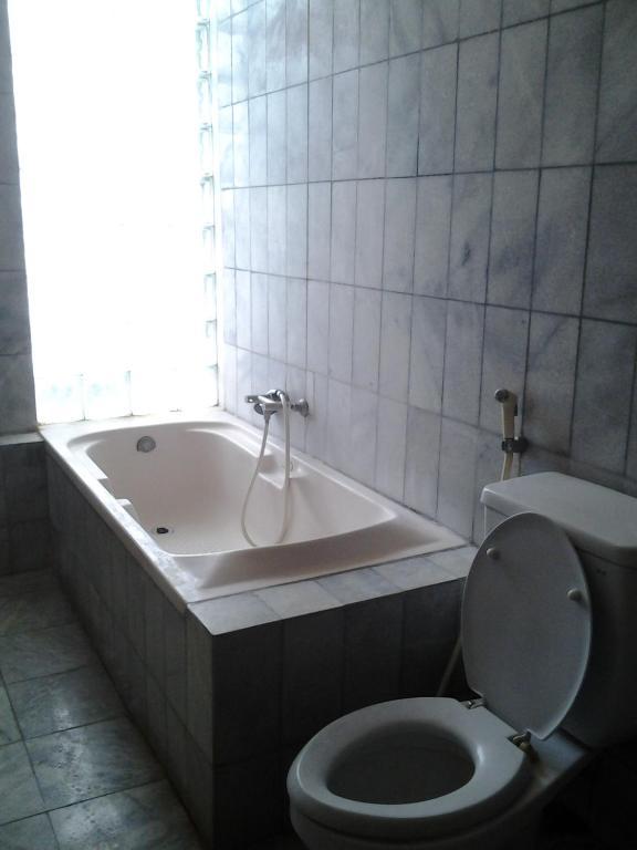 Hotel Mesir Surabaya Bagian luar foto